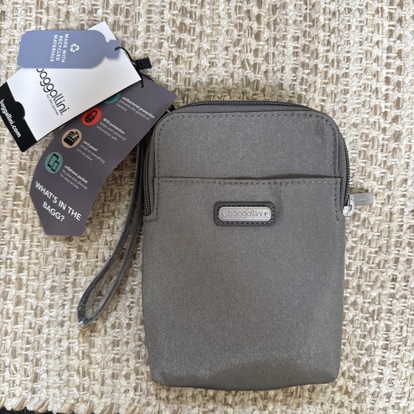 Baggallini Handbags - Woman's Handbags Baggallini Take Two RFID Bryant Crossbody